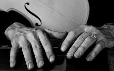 Can Old Hands Learn New Tricks….like Vibrato?